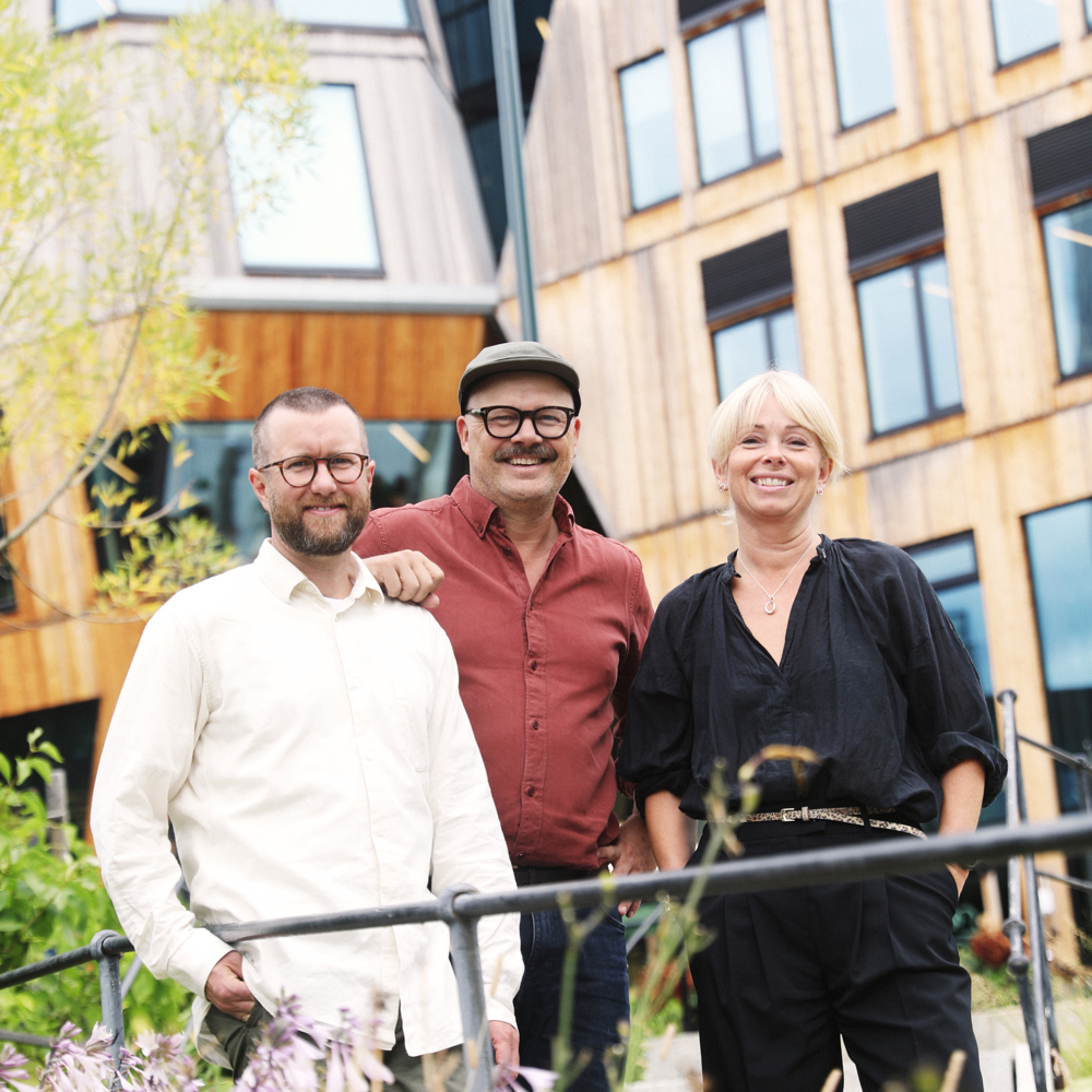 Landskapsarkitekt og faglig leder Iwan Thomson, styreleder Rasmus Reinvang og ny daglig leder i Lala Tøyen, Anne Pia Møllenhus. 