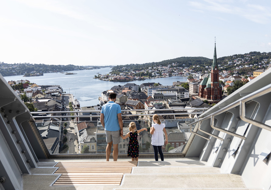 Utsikten fra toppen av Arendals nye glassheis.