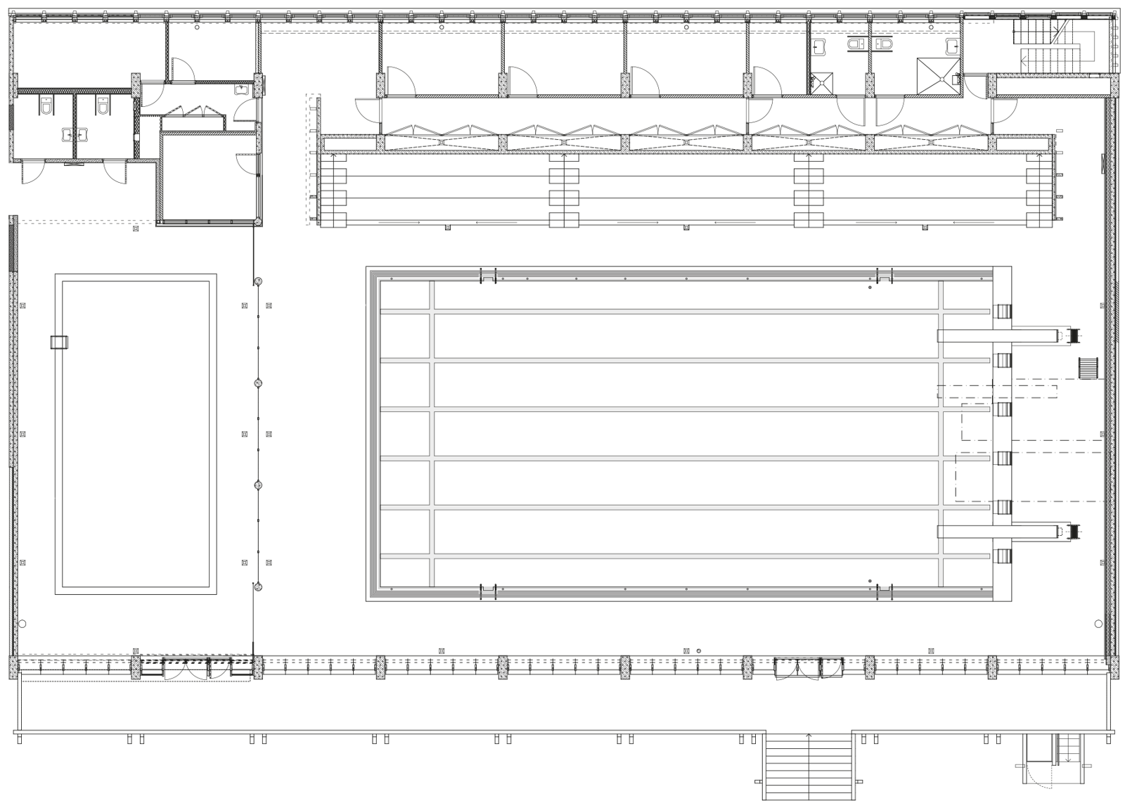 Plan over svømmehall med basseng og tribune. Teknisk tegning.