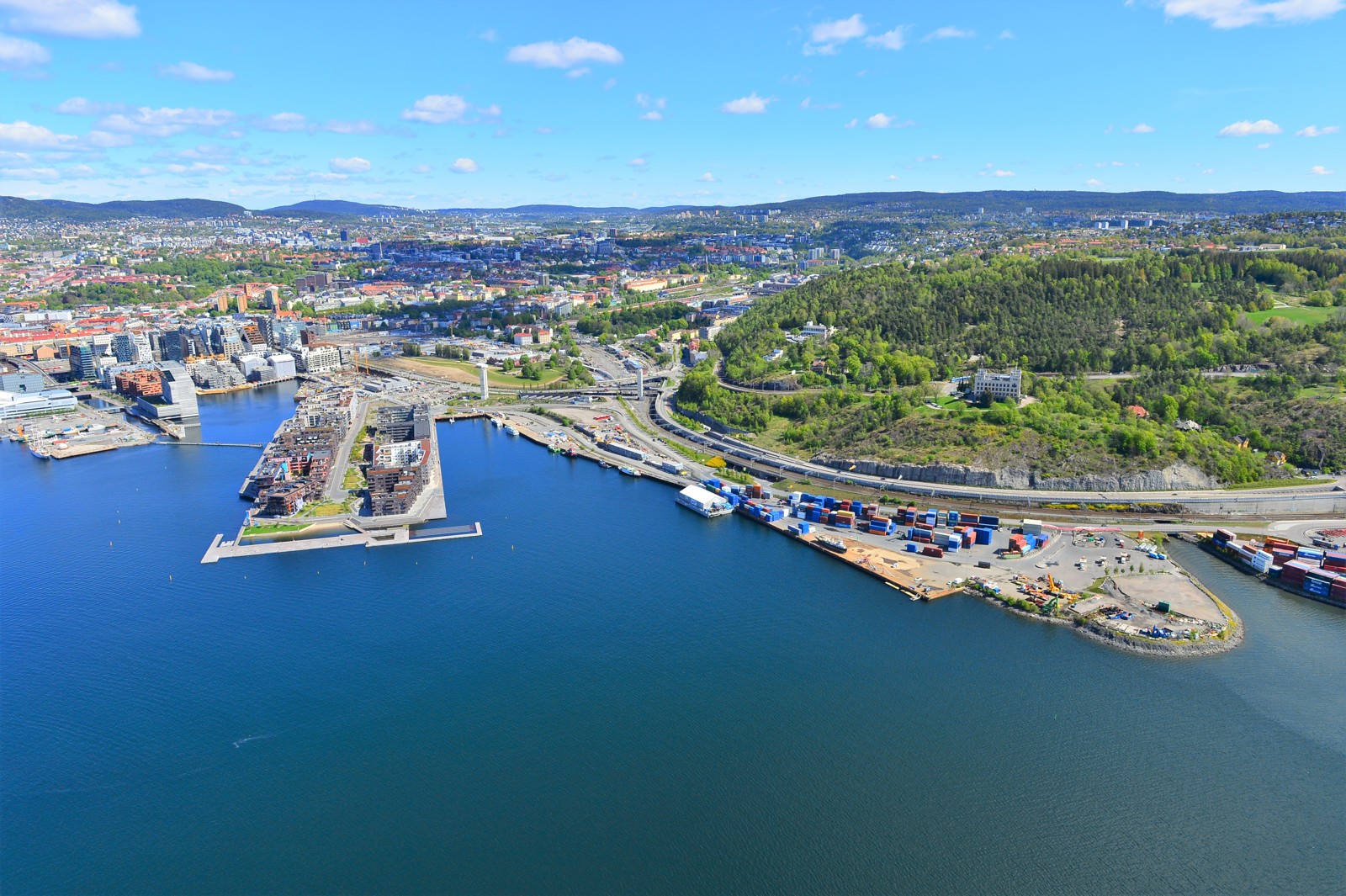 Flyfoto av Grønlikaia fra 2020.