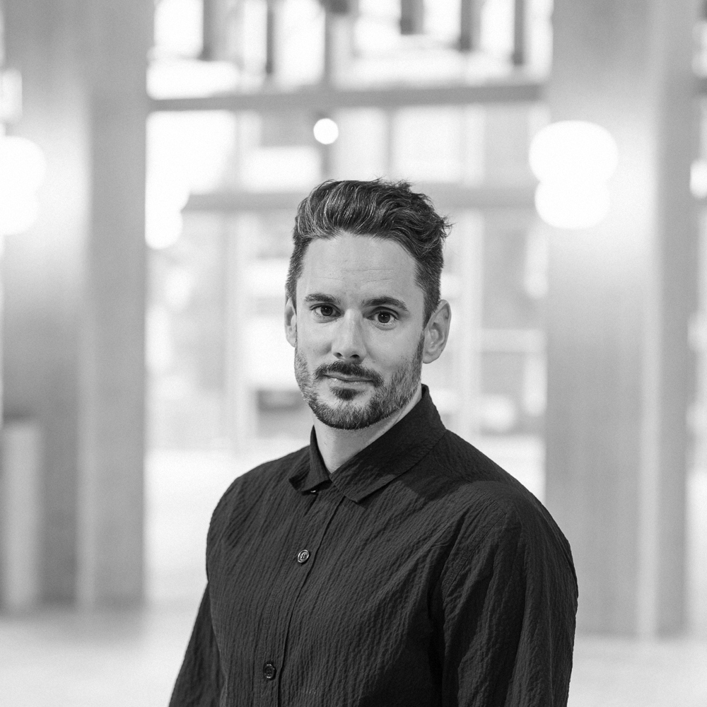 Portrett av Robert Schmitz i svart hvitt. Foto.