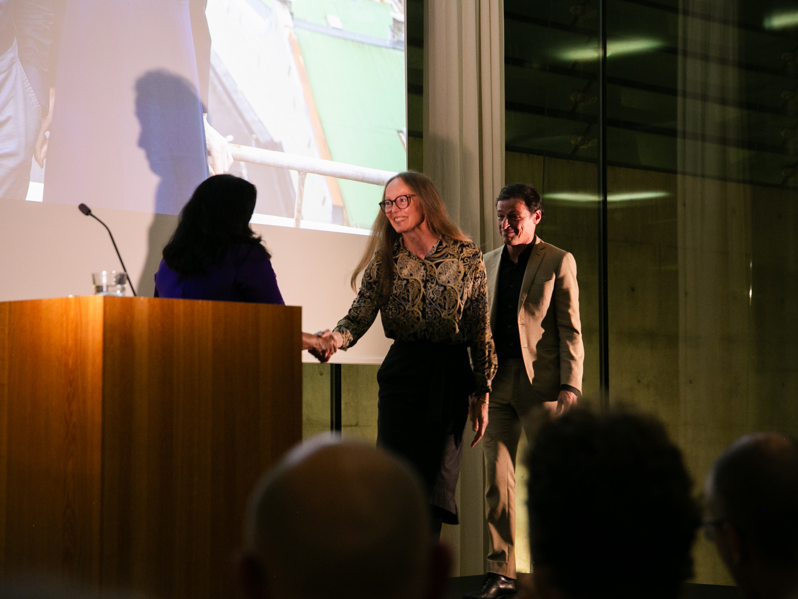 Helen & Hard mottar Groschmedaljen