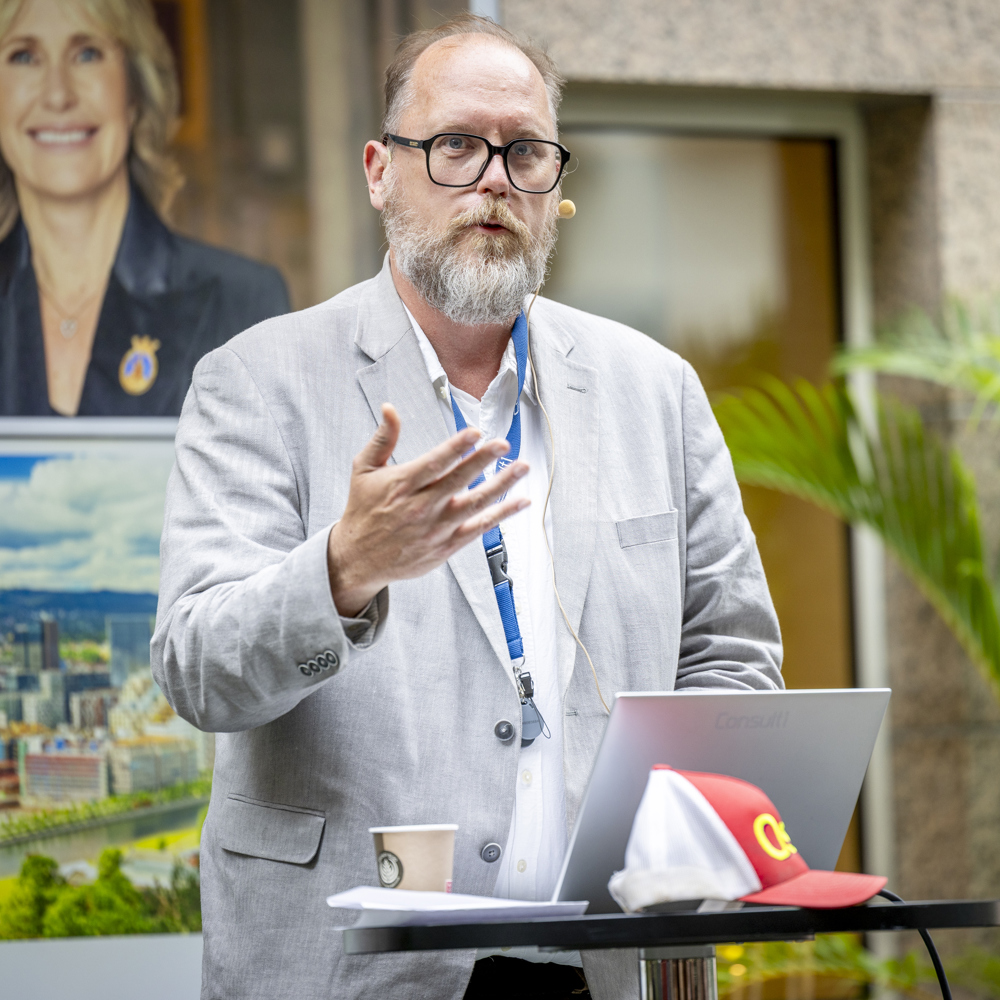 Rand Rognlien Komisk fra Kielland - Arkitektur