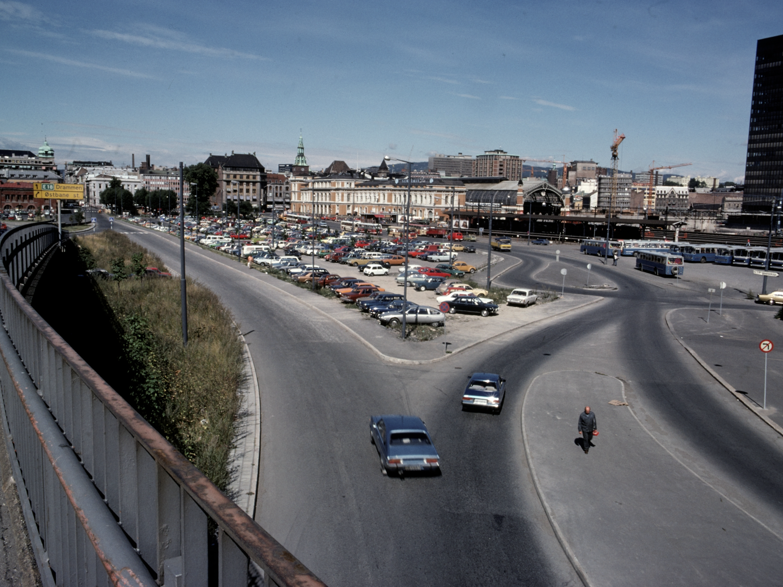Biler Østbanehallen