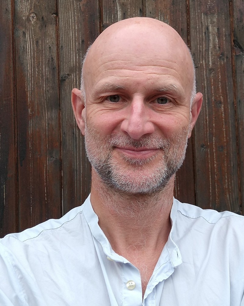 portrett av Erling Dokk Holm