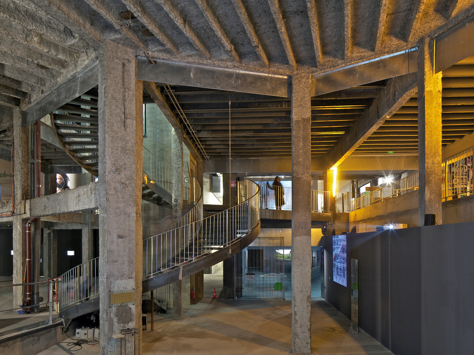 Betongkonstruksjonen i Palais de Tokyo i Paris