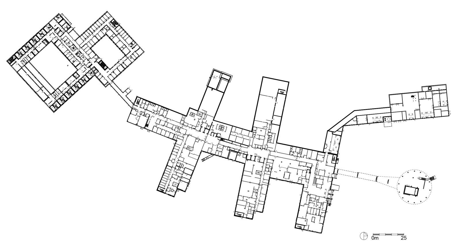 Første etasje plan over Sjukehuset Nordmøre og Romsdal. Arkitekt tegning.