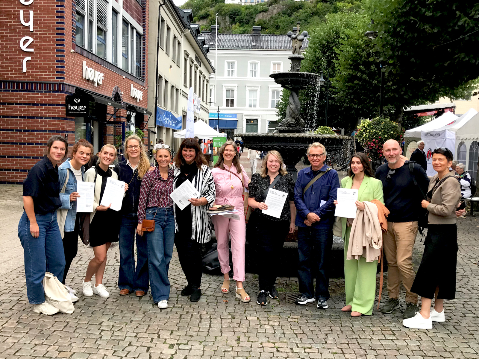 Foto av interiørdebatt i Arendal